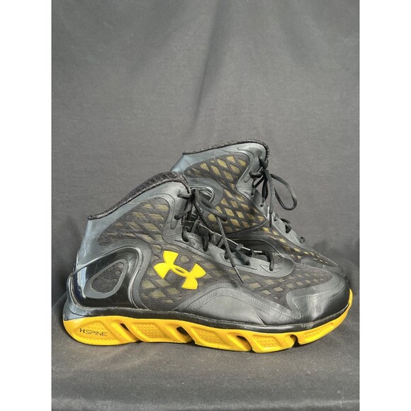 Under Armour Spine Black and Yellow 1240728-017 2013 Basketball shoes Size 18